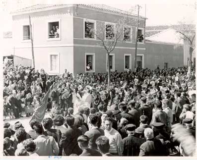 1964
